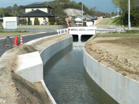20年03月 第3号県営ため池等整備事業（一般）用排水路工事